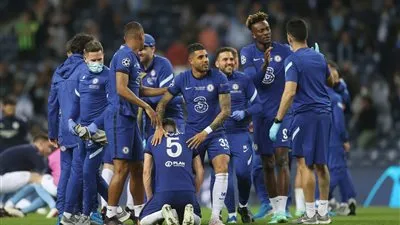 تشيلسي يخطط لضم أولى صفقاته الصيفية من باريس سان جيرمان