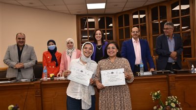 رؤساء تحرير الجرائد يشيدون بصحافة إعلام عين شمس دفعة 2021 (صور)