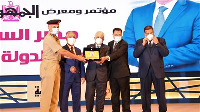 طارق شوقي يستعرض جهود تطوير التعليم بمؤتمر 