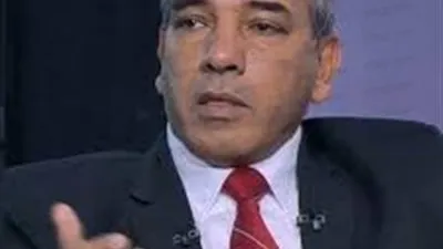 أستاذ موارد مائية يفجر مفاجأة حول منسوب بحيرة سد النهضة