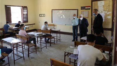 النتائج مطمئنة وإعلانها بعد 15 أغسطس.. رسائل وزير التعليم بشأن التصحيح لطلاب الثانوية