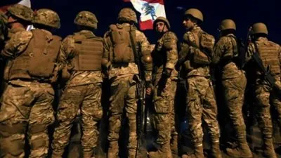 مداهمات للجيش اللبناني في منطقة خلدة وتوقيف أحد مطلقي النار