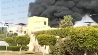 عاجل.. اندلاع حريق هائل في مصنع مواد بلاستيكية بأكتوبر