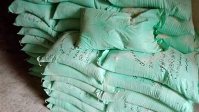 القبض على المتهم بالاتجار بالدقيق المدعم في السوق السوداء بالمرج 