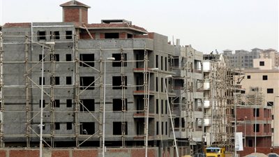 برلماني يطالب بإعادة النظر في اشتراطات البناء بالقرى وتوابعها