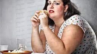 استشاري: تكميم المعدة يعالج تكيس المبايض (فيديو)