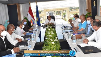 محافظ أسوان: الحرمان لأي مسؤول متقاعس عن خدمة المواطنين