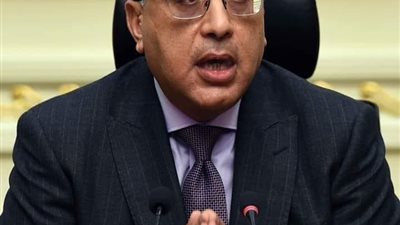 رئيس الوزراء يبحث مع وزير قطاع الأعمال ملفات عمل الوزارة