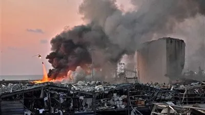 تعرف على المشاكل التي تواجه لبنان منذ انفجار مرفأ بيروت حتى الآن