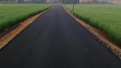 فيها حاجة حلوة.. مستشار رئيس الوزراء ينشر صور طرق لمركز قطور بالغربية