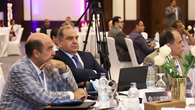 رئيس هيئة الدواء يفتتح فاعليات الملتقى الأول للحوار مع المصنعين (صور)