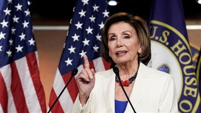 بيلوسي تشكر بايدن على موقفه 