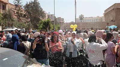 بين الضرب والغناء.. حكايات الفنانين مع نتائج الثانوية العامة
