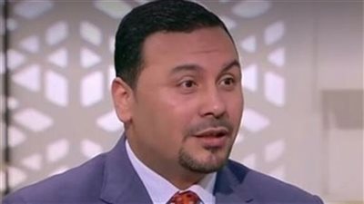 محامي يثير الجدل بمبادرة 