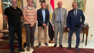 محمد بركات يقدم الشكر لسفير مصر فى الكاميرون