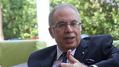 تحذير عاجل من أستاذ بجامعة 