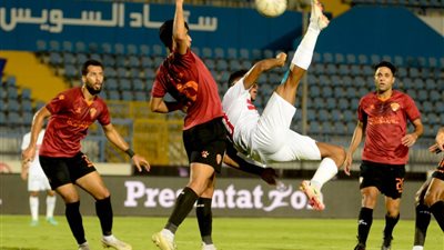 نجم الأهلي السابق يفتح النار على حكم مباراة الزمالك وسيراميكا