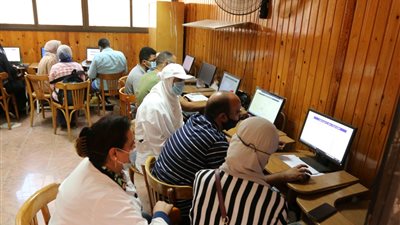 جامعة المنصورة تستقبل طلاب المرحلة الأولى بمعامل التنسيق لليوم الثاني 