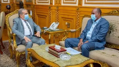 وزير الإنتاج الحربي يلتقي وفد منظومة الصناعات الدفاعية السودانية