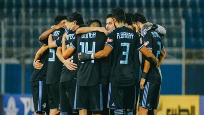 بيراميدز يحدد شروطه لعقد صفقة تبادلية مع الزمالك