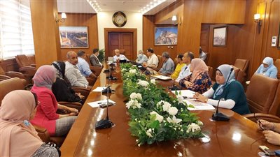 استعراض آليات تنفيذ مقترح ربط بورسعيد بطريق شادر عزام 