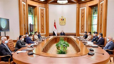 عاجل.. الرئيس السيسي يوجه بإنشاء مدينة ذكية في مطار العلمين الدولي 