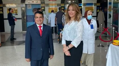 عميد كلية الحاسبات بحلوان يلتقي مسؤولي مستشفى 57357