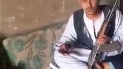 بعد القبض على تاجر يبيع الأسلحة عبر 