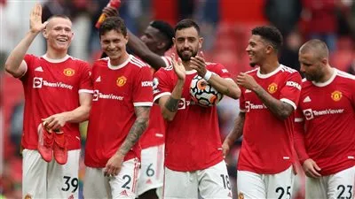 هل يرحل نجم مانشستر يونايتد إلى برشلونة بسبب رونالدو ؟