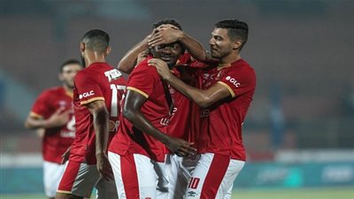 لن أرحل.. نجم الأهلي يحسم موقفه نهائيًا من الرحيل