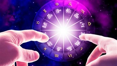 خبير فلك يكشف عن أسعد الأبراج حظًا هذا العام (فيديو)