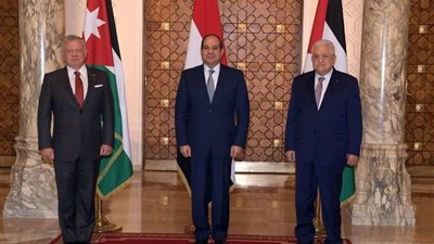 الرئيس السيسي والملك عبد الله يحذران تل أبيب في القمة الثلاثية وإسرائيل تهدد أمريكا