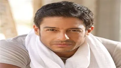 محمد حماقي مطلوب على جوجل عقب طرح 