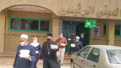 بمشاركة كاهن كنيسة ومدير الأوقاف.. 