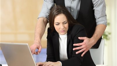 استخدام السلطة يعرضك للسجن 7 سنوات..  تعرف على عقوبات التحرش الجنسي