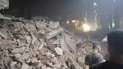 بعد وفاة 3 محامين.. عمر هريدي يزور موقع انهيار عقار شبرا الخيمة