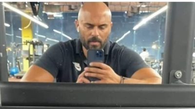 من داخل الجيم.. أحمد صلاح حسني يستعرض لياقته البدنية