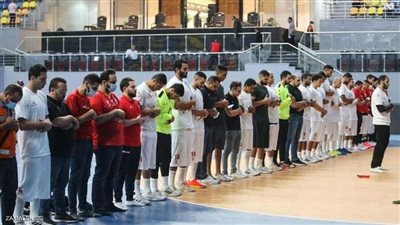 خيري رمضان يعلق على صلاة لاعبي كرة اليد بفريقي الزمالك والأهلي معًا 