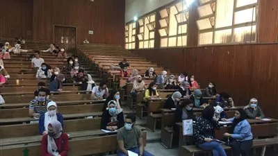 اليوم.. بدء تطعيم طلاب 