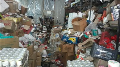 3 قرارات عاجلة بشأن مداهمة مصنع غير مرخص بالعمرانية