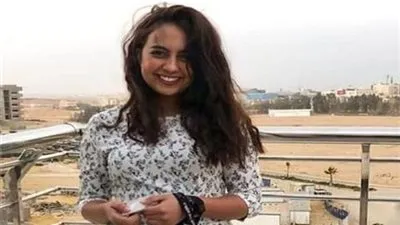 رد فعل والد فتاة الفستان عقب براءة المراقبين من تهمة 