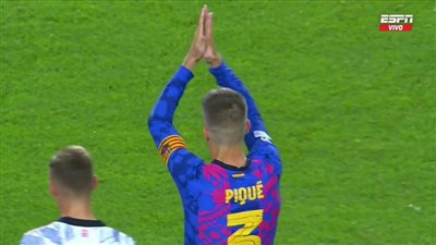 بيكيه يعلق على سقوط برشلونة المدوي أمام بايرن ميونخ