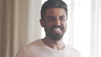 إسلام جمال يتعاقد على حكاية 