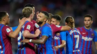 الكشف عن مدة غياب ثنائي برشلونة