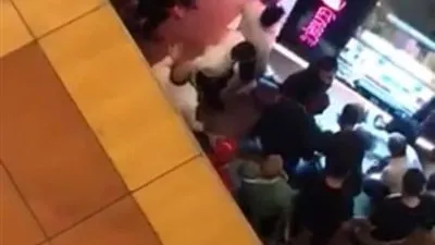 عاجل.. سقوط فتاة من الطابق السادس في 