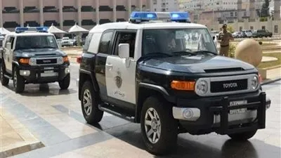شرطة الرياض: القبض على 4 مقيمين ارتكبوا جريمة جمع الأموال من مخالفي نظامي الإقامة وأمن الحدود