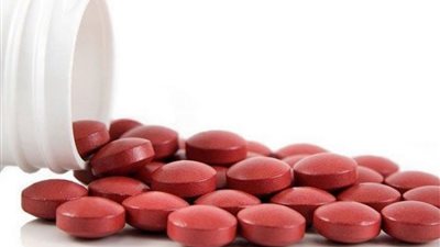 الترامادول فيه سم قاتل.. أستاذ سموم يحذر: يسبب العقم والتخلف العقلي (فيديو)