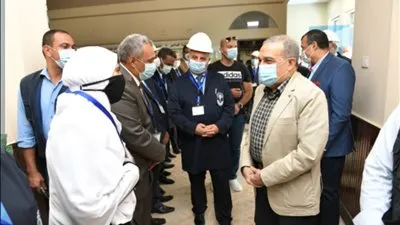  وزير الإنتاج الحربي يتفقد 