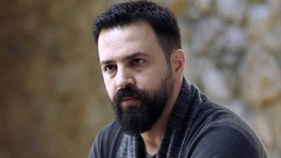 تيم حسن يشعل التواصل الاجتماعي ببوستر 