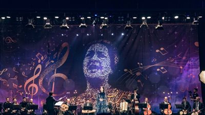 روح أم كلثوم ترفرف في مسرح الزمالك بحفل حفيدتها (صور)